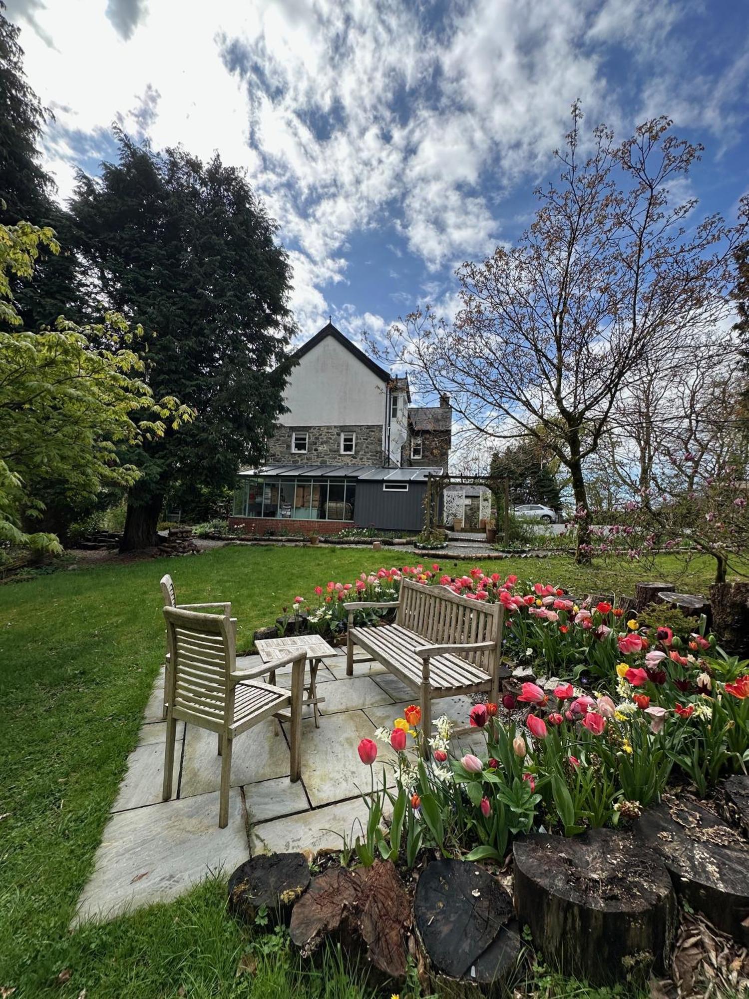 دولغيلوو Afon Rhaiadr Country House المظهر الخارجي الصورة